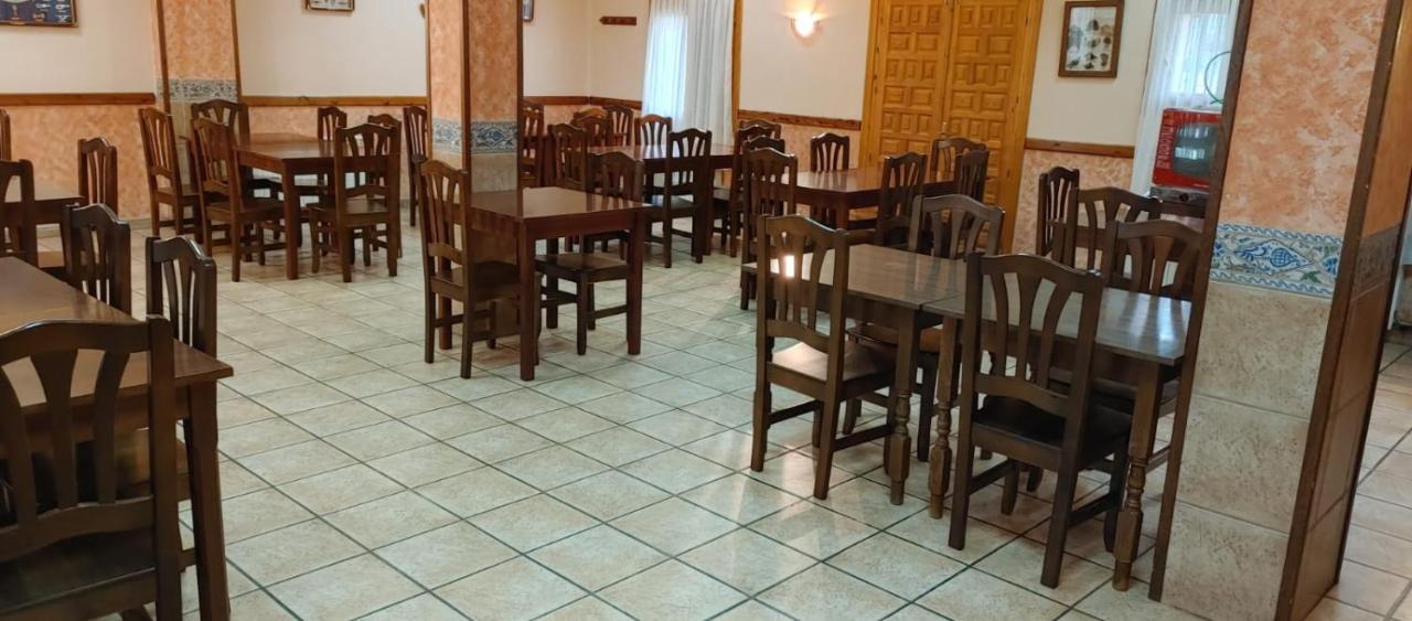 Hostal Estopinan Estopinan del Castillo Exterior foto